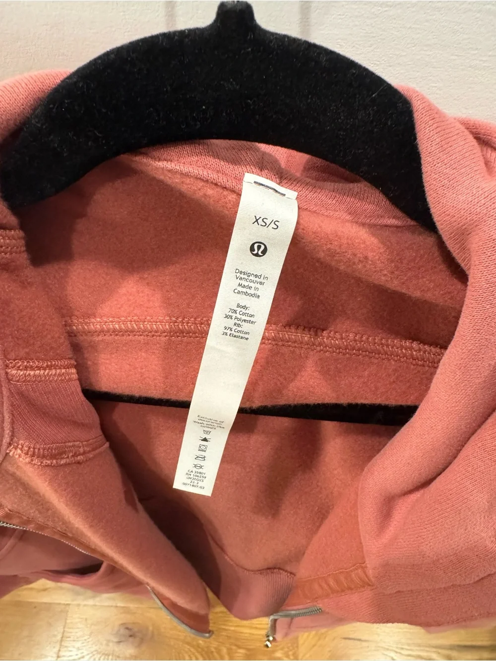 Lululemon Women’s Zip-Front Hoodie Jacket in Dusty Rose